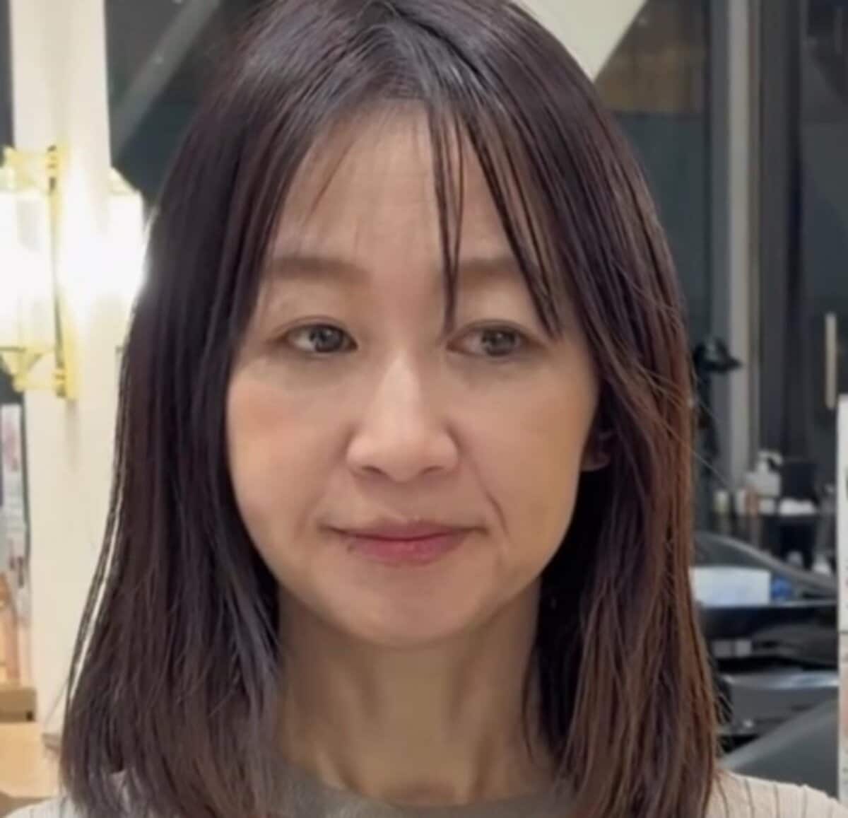 【激変】似合う髪型が見つからず悩む女性→お任せカットで劇的変身!「チャーミング」なアフター姿に注目 「一生、美しく」を戦略にする。内閣府データから紐解く、2026年の資産形成とウェルビーイングも解説 | LIMO | くらしとお金の経済メディア 【激変】似合う髪型が見つからず悩む女性→お任せカットで劇的変身!「チャーミング」なアフター姿に注目 「一生、美しく」を戦略にする。内閣府データから紐解く、2026年の資産形成とウェルビーイングも解説 | LIMO | くらしとお金の経済メディア