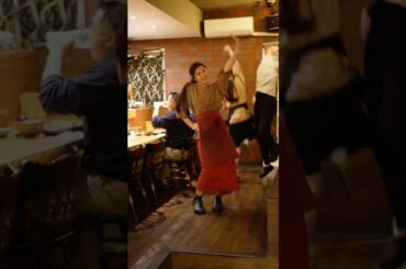 居酒屋営業中に踊るアルバイト #itzy #YEJI #thatsanono