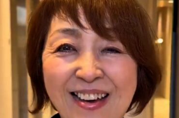 【カット術】丸みのあるショートボブの女性が「軽やかショートヘア」へ。トップはふんわり、襟足はキュッとタイトに収め、計算されたシルエットを構築した似合わせ術 「一生、美しく」を戦略にする。内閣府データから紐解く、2026年の資産形成とウェルビーイングも解説 | LIMO | くらしとお金の経済メディア