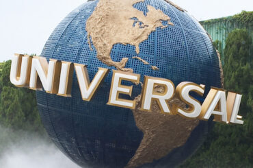 Travis Japanが見せた抜群の“接客力”が「アイドルすぎる!」 USJのクルー体験に反響 | マイナビニュース