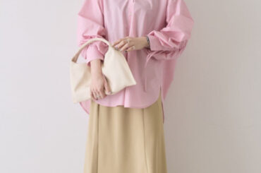 春のお出かけや旅行に！【AMERICAN HOLIC】の“スカート”を使った「ワンツーコーデ」