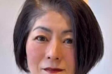 「若く見えるショートヘア」を希望の女性がイメチェン！軽やかで美しいスタイルに変身！ 「一生、美しく」を戦略にする。内閣府データから紐解く、2026年の資産形成とウェルビーイングも解説 | LIMO | くらしとお金の経済メディア