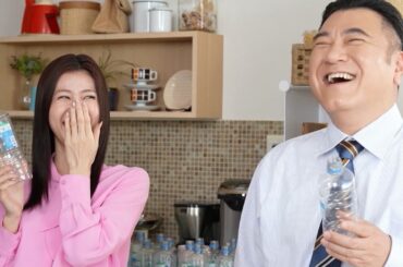 生見愛瑠、アンタッチャブル山崎とのCM撮影で爆笑連発！　「アサヒ おいしい水 天然水 シンプルecoラベル」新CM＋メーキング