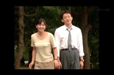 斉藤由貴さん　サッカーをする