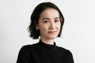 篠原ともえ 高知のフィッシュレザーをリボンにアレンジ。抜群のセンスに「なんちゅーセンス...」「アイデアすごい」ファン脱帽 1か月あたりのファッション＆美容費用についても解説 | LIMO