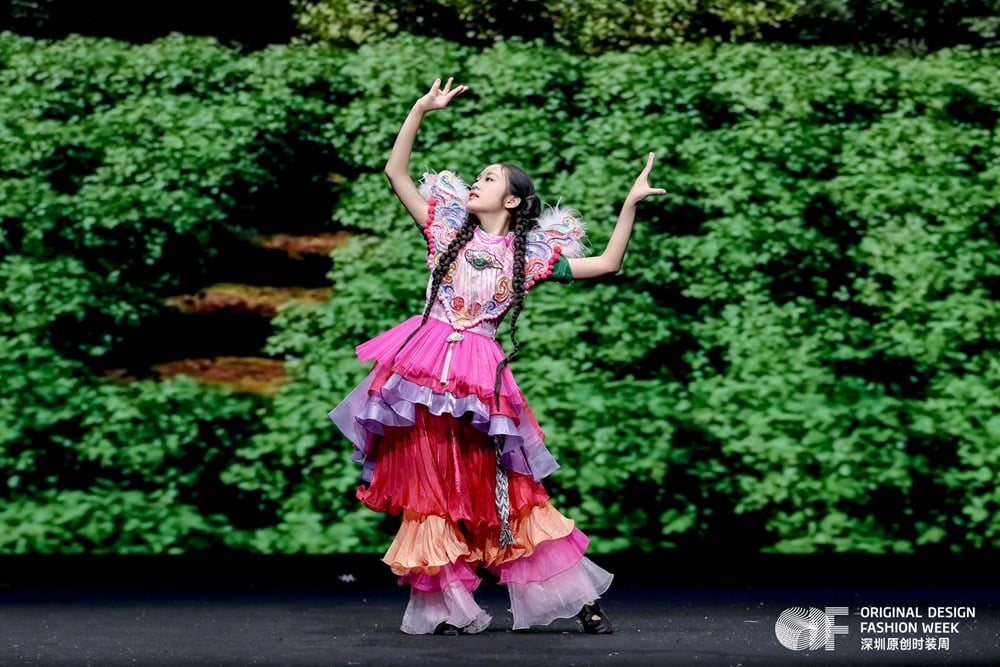 「ベトナムの多様な色彩 2026」：国際ファッションの舞台で語られる伝統 - 写真6