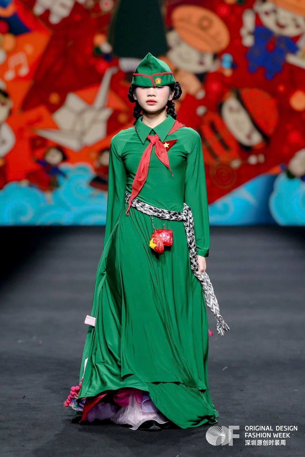 「ベトナムの多様な色彩 2026」：国際ファッションの舞台で語られる伝統 - 写真8