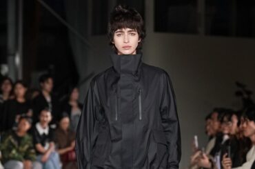 新ブランド「オーレム」 2026-27年秋冬コレクション - 静かな前衛、未来の装い - ファッションプレス