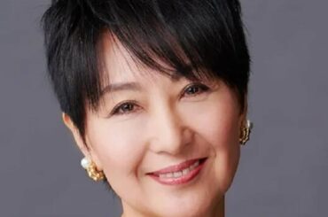 71歳　吉川美代子、スタイル抜群…ノースリーブワンピース＆コート姿を披露「大人の魅力」「いつもお若くて綺麗」ネット称賛の声 美容費＆ファッション費についても解説 | LIMO | くらしとお金の経済メディア