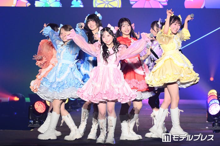 SWEET STEADY（左から）庄司なぎさ、音井結衣、奥田彩友、栗田なつか、白石まゆみ、塩川莉世、山内咲奈（C）モデルプレス