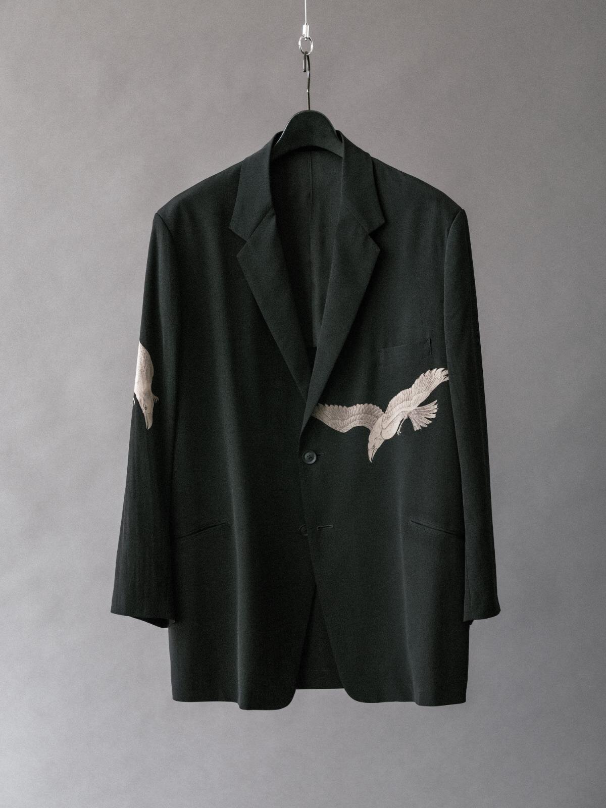 カラス抜染 二つボタンジャケット 269,500円