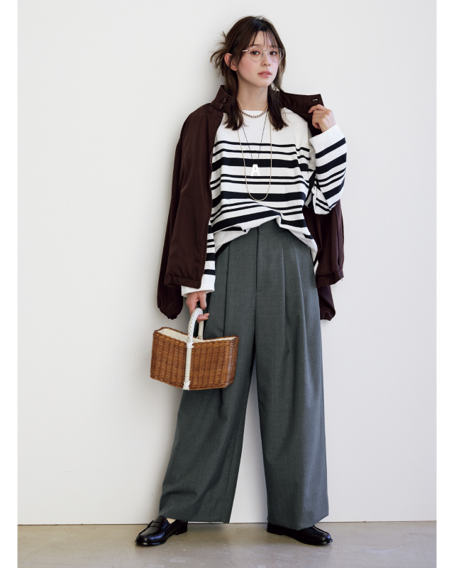 ブルゾン×ボーダーカットソー×グレータックパンツ