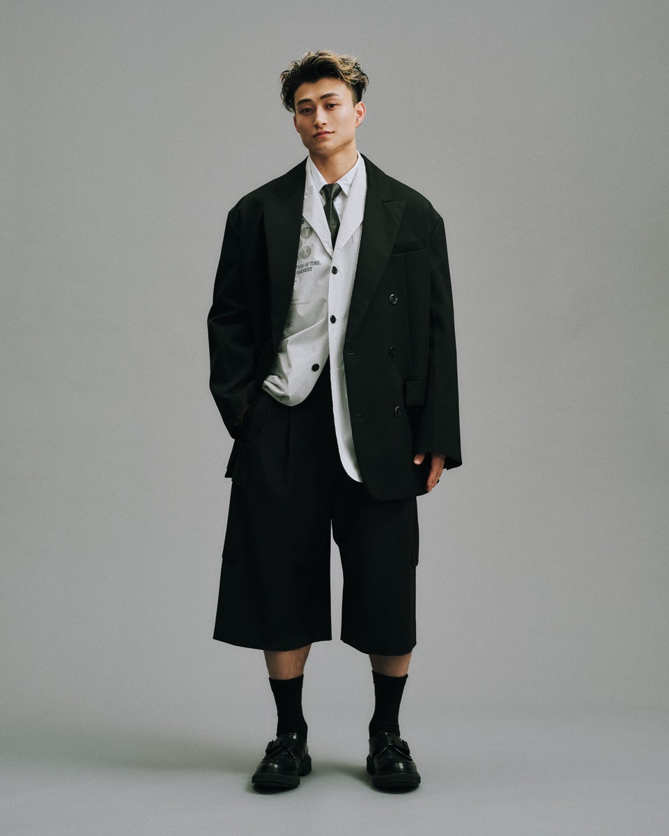 メンズノンノでのファッション撮影に初挑戦した、バスケットボールBリーグの名古屋ダイヤモンドドルフィンズの加藤嵩都選手２