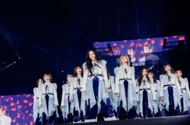 櫻坂46山﨑天が副キャプテン就任、キャプテン松田里奈と共にあいさつ 国立競技場ライブで躍動（日刊スポーツ） - Yahoo!ニュース