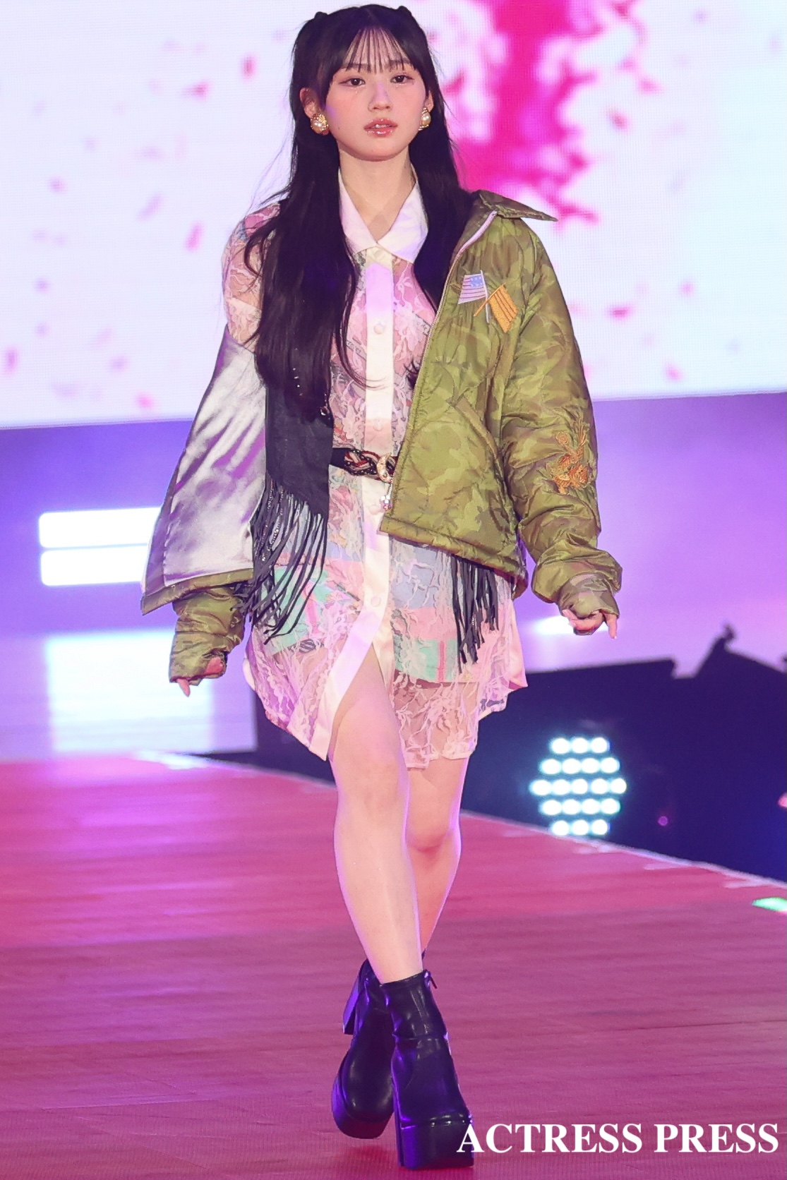 川﨑桜（乃木坂46） ／2026年4月18日、国立代々木競技場第一体育館にて開催の『Rakuten GirlsAward 2026 SPRING/SUMMER』撮影：ACTRESS PRESS編集部