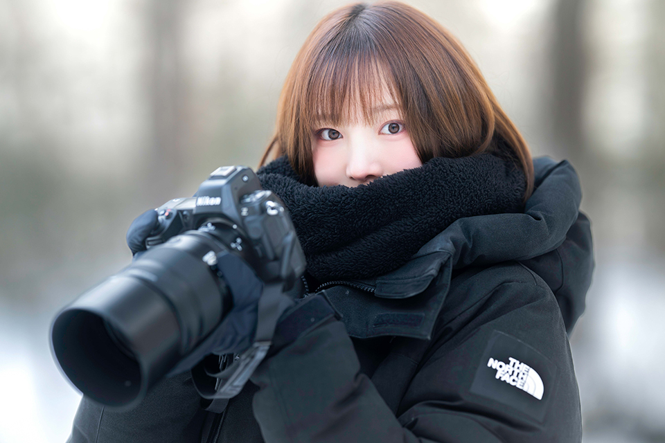 ガチカメラ女子のグラビアアイドルが流氷クルーズ撮影へ！ 氷上のハンターは意外にかわいい | CAPA CAMERA WEB
