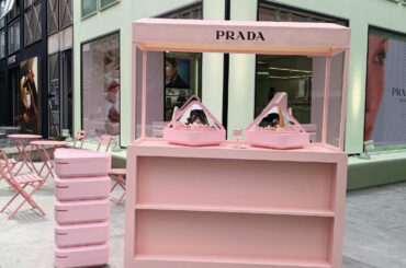 プラダ ビューティが「プラダ タッチ」の先行発売を記念した期間限定のイベントを東京・表参道にて開催