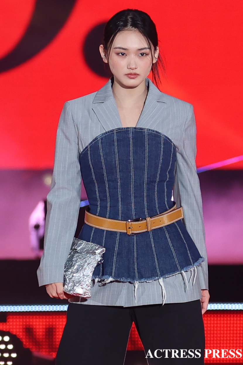 櫻坂46　山﨑天 ／2026年4月18日、国立代々木競技場第一体育館にて開催の『Rakuten GirlsAward 2026 SPRING/SUMMER』撮影：ACTRESS PRESS編集部