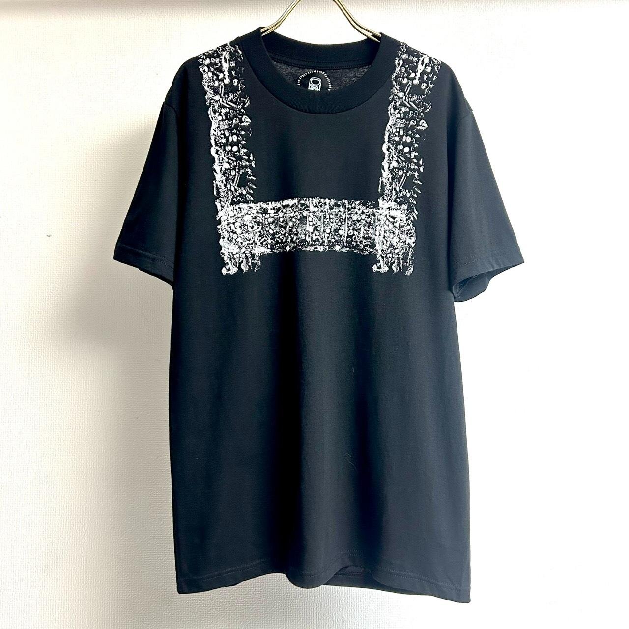 トレーディング ミュージアム・コム デ ギャルソンほか3か所で「アンチ プルタブ」プリントTシャツ｜写真2