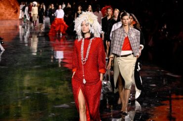 ファッションは多様性に向かっているのか──広がる年齢差と停滞するサイズ・インクルーシビティ | Vogue Japan