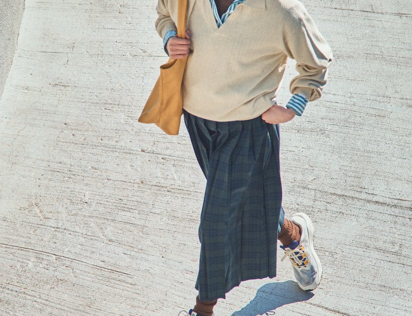 《サロモン》“AERO BLAZE 3 GRVL GORE-TEX”はセンスのいい色!スクールガールな格好ともマッチ【FUDGE dig.|ランニングシューズで春トラッドをアップデート。06】 | FUDGE dig. | ファッション 《サロモン》“AERO BLAZE 3 GRVL GORE-TEX”はセンスのいい色!スクールガールな格好ともマッチ【FUDGE dig.|ランニングシューズで春トラッドをアップデート。06】 | FUDGE dig. | ファッション