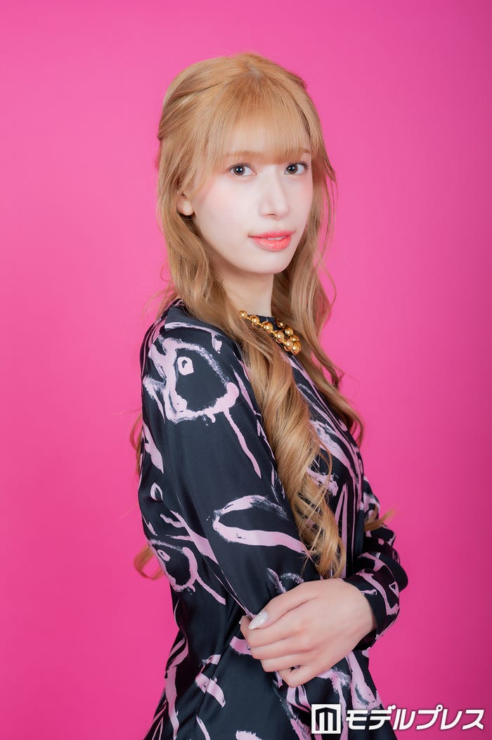 ARISA（C）モデルプレス