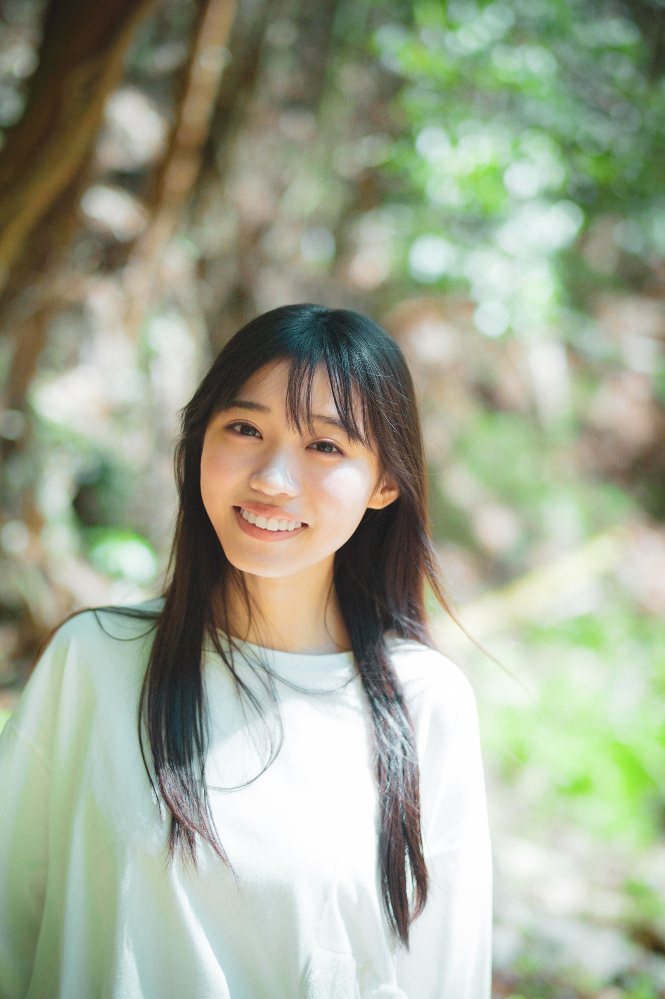 僕が見たかった青空・金澤亜美、暖かく穏やかな空気の中で透明感と多幸感あふれるグラビア――「B.L.T.」に登場 | ACTOR&ACTRESS,ARTIST | CINEMA Life! シネマライフ｜エンタメ情報