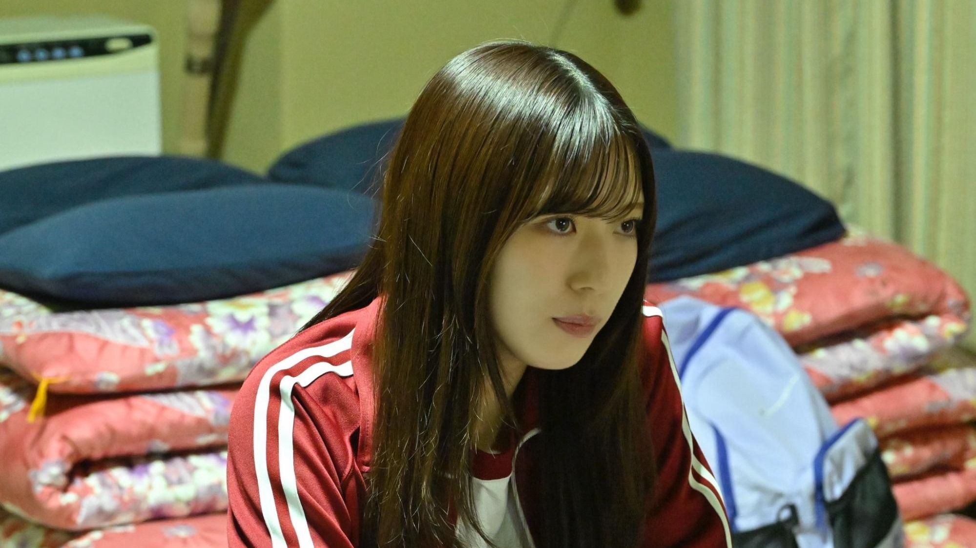 櫻坂46の三期生が総出演！ 青春ファンタジードラマがスタート『路地裏ホテル』第1話 前編 | Lemino ニュース