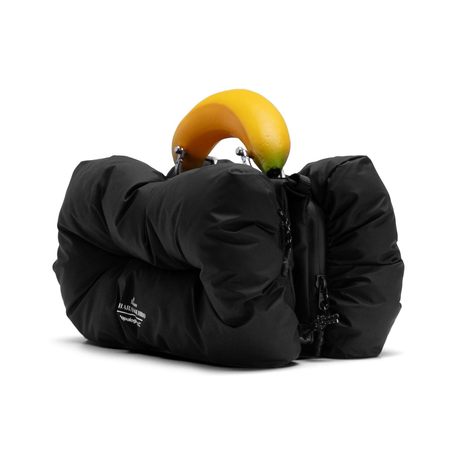 エクストラ パフ ボトル サコッシュ ミディアム / バナナ 46,200円