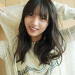 乃木坂46 海邉朱莉、“余韻”をテーマに寝転ぶ姿や本を読む姿など穏やかでやわらかな空気感を切り取る――「B.L.T.」に登場 | ACTOR&ACTRESS,ARTIST | CINEMA Life! シネマライフ｜エンタメ情報