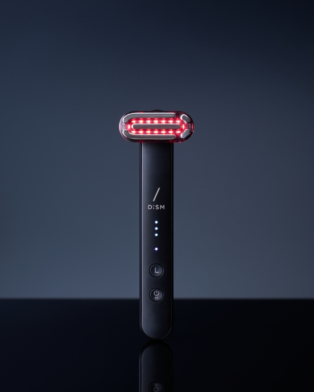 黒背景の製品写真