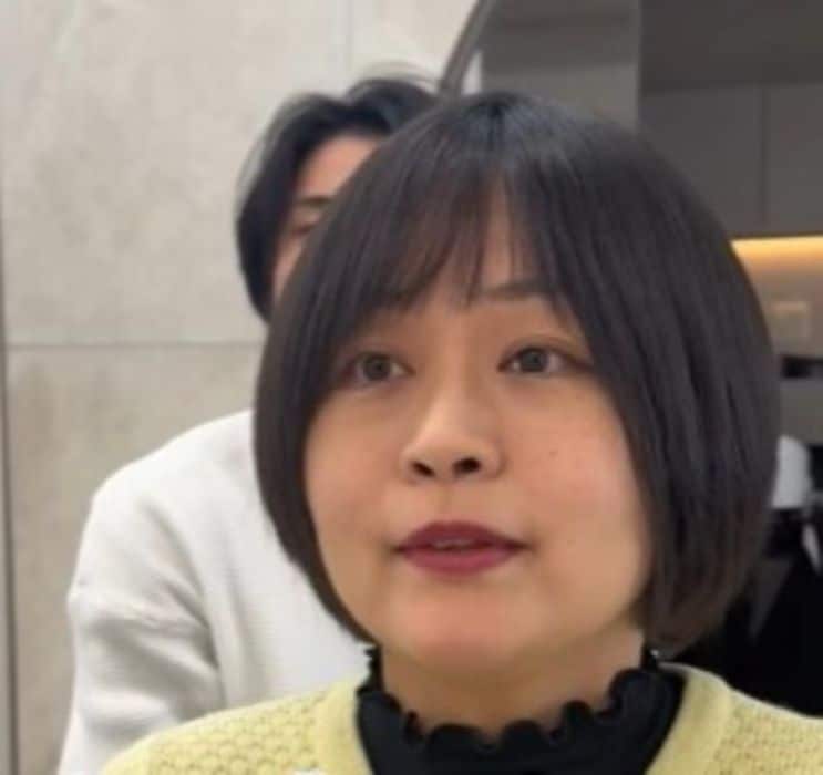 “前日に髪を切ったばかり”の女性「ショックを受けている」→長さを変えずにイメチェンした結果に「すごい！」