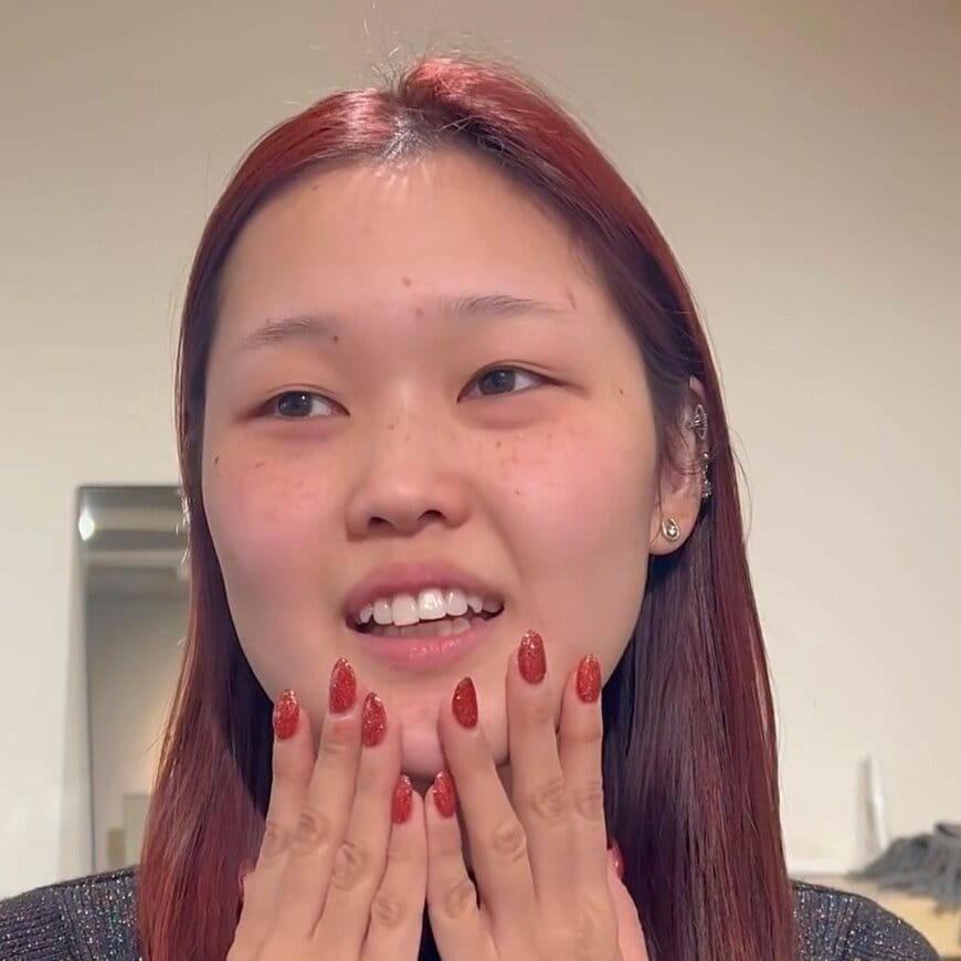 「顔が大きく見えやすい」メイクに悩む女性がプロのヘアメイクで大胆イメチェン!クールで凛とした雰囲気に大変身