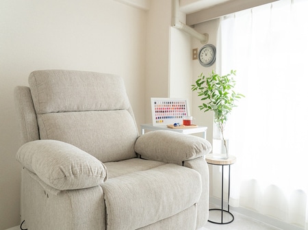 2026年ネイルは手入れの行き届いた自爪がトレンドになるかも⁉︎ミルキーべージュのツヤツヤな爪になる極意とは？_img11