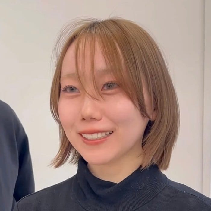 「もう完璧です!」SNSで見かけた人気美容師のもとを訪れた女性が大変身!やわらかい雰囲気のショートに