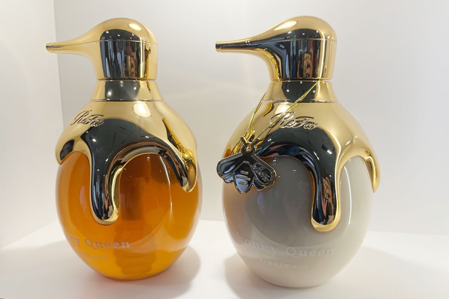 行列ができていたヘアケアブランド「ReFa」。新シリーズ「ReFa HONEY QUEEN HAIR CARE SERIES」も