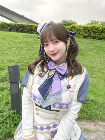 「BanG Dream!」「ウマ娘」声優の伊藤彩沙〝20代ラスト〟タイトなワンピ姿＆水着ショットが話題「声優のグラビア化たまんねぇ！」「目のやり場に困るぜよ」