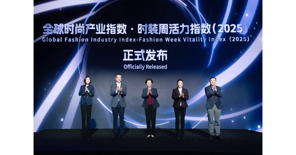 Xinhua Silk Road:上海ファッションウィーク(Shanghai Fashion Week)、最新の活力指数報告書で世界4位に浮上 Xinhua Silk Road:上海ファッションウィーク(Shanghai Fashion Week)、最新の活力指数報告書で世界4位に浮上