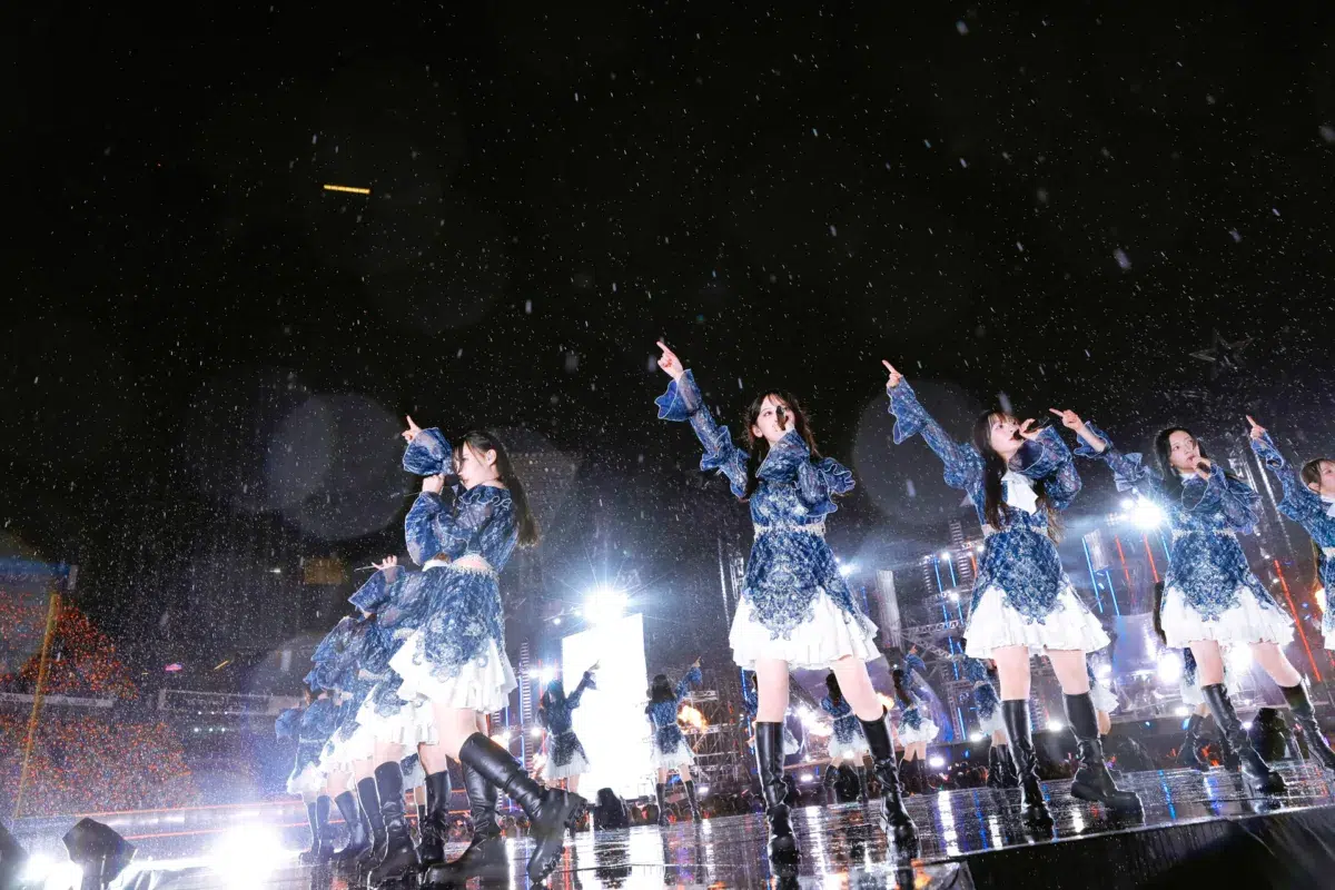 初披露の新曲は、情熱的なラテン系！サプライズ満載だった日向坂46 七周年ライブ