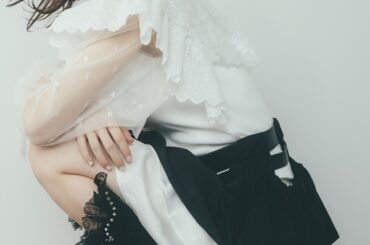 瀬戸口心月（乃木坂46）、「ViViビューティーアンバサダー」として「ViVi 2026年6月号」に登場。美容連載もスタート - TOWER RECORDS ONLINE