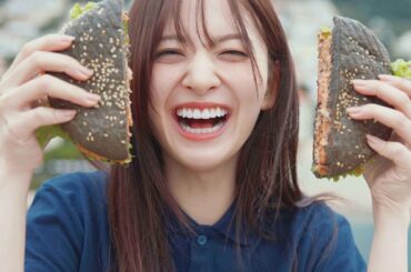 金川紗耶（乃木坂46）、1st写真集発売決定。「やんちゃん」の魅力詰まった一冊 - TOWER RECORDS ONLINE