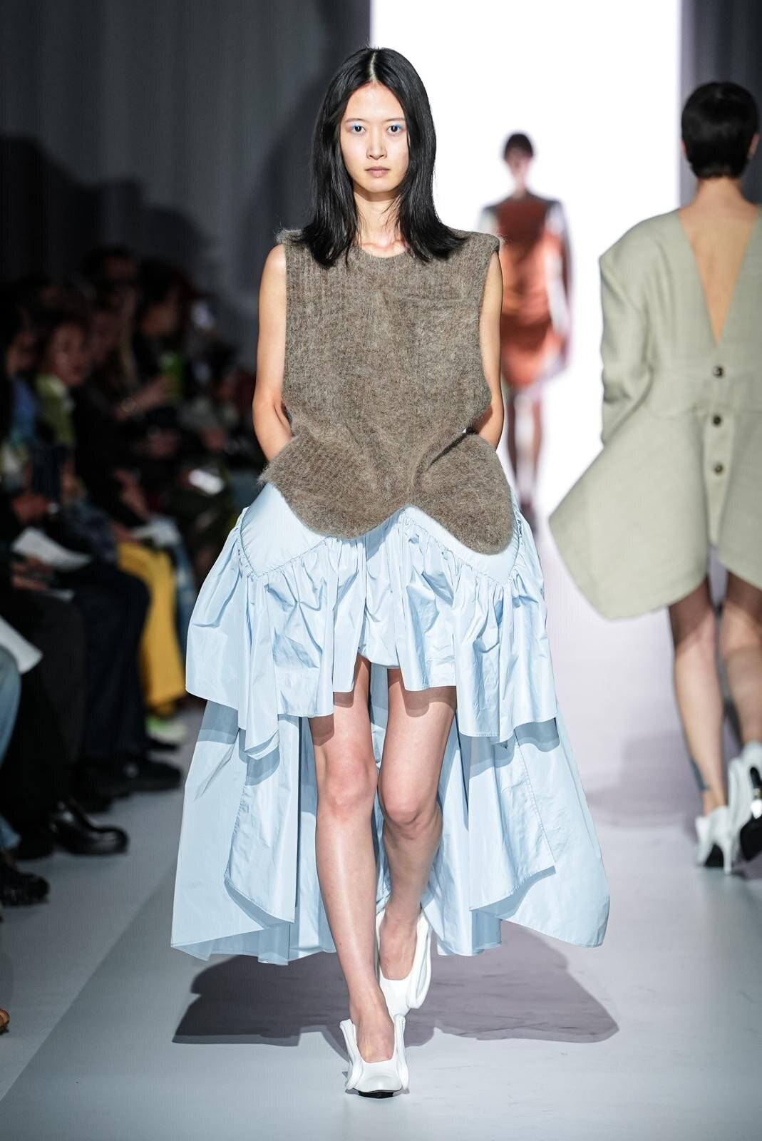 ヨウヘイ オオノ 2026-27年秋冬コレクション - 理想宮をかたちにしたフォルム｜写真3