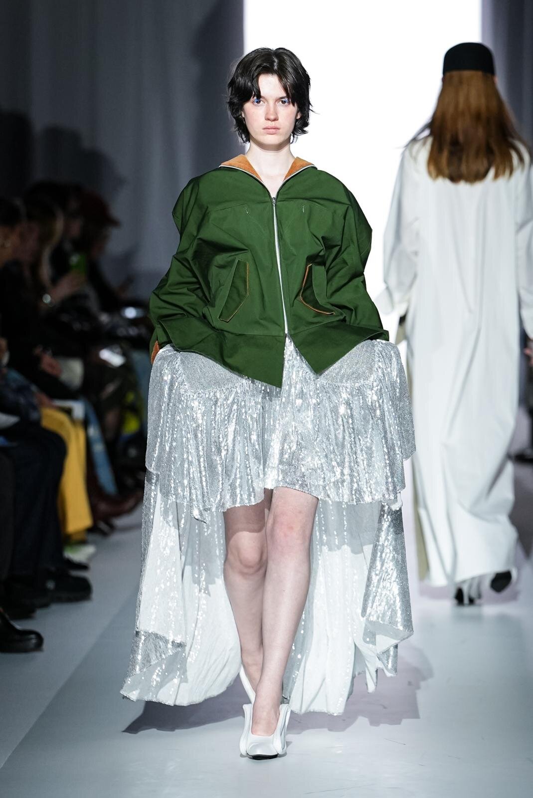 ヨウヘイ オオノ 2026-27年秋冬コレクション - 理想宮をかたちにしたフォルム｜写真26