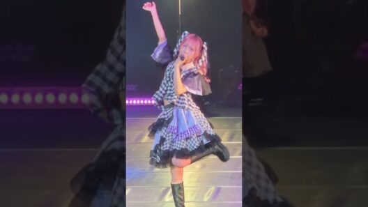 シガコレの優しさをあげたのがかわいすぎた　#アイナスター #shorts  #アイドル #ライブ #GANGPARADE #ギャンパレ　#KiSSKiSS #idol  #こっち見てあいなちゃん