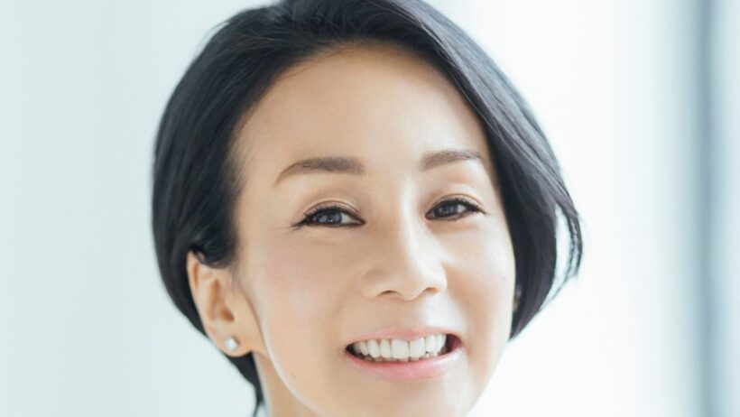 57歳 中村江里子 ミラノでの上品夏コーデを紹介。日焼け肌に映えるブラウンファッションに「シンプルさの中に華やかさがある」「かっこいい」反響。（LIMO） - Yahoo!ニュース