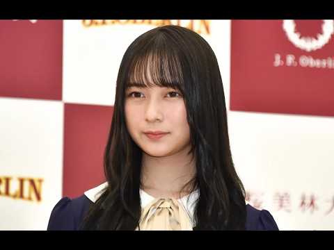 元乃木坂46・鈴木絢音、京都旅行オフショット公開　黒のミニワンピ姿に「圧倒的美少女」と反響