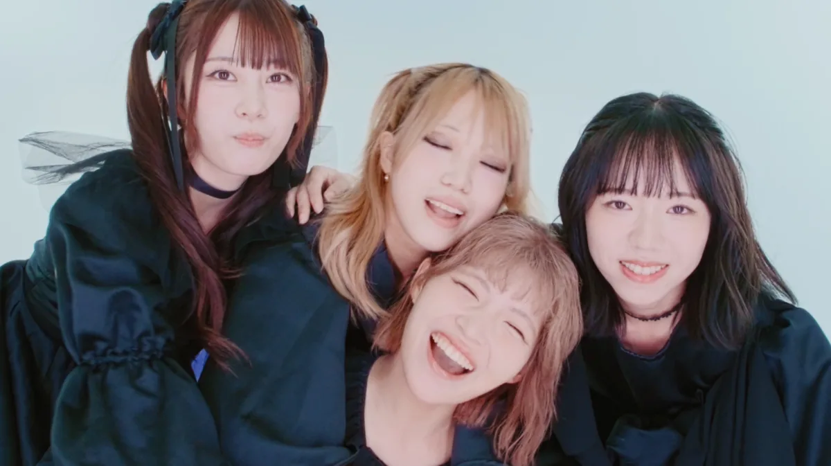 アイドルグループ・BLUEGOATS、銀杏BOYZ『BABY BABY』カバーMV公開! MV監督にTHE BACK HORNやキュウソネコカミなどを手がけた加藤マニ氏、サウンドプロデュースにISAKICK(175R)氏を起用。 1 アイドルグループ・BLUEGOATS、銀杏BOYZ『BABY BABY』カバーMV公開! MV監督にTHE BACK HORNやキュウソネコカミなどを手がけた加藤マニ氏、サウンドプロデュースにISAKICK(175R)氏を起用。